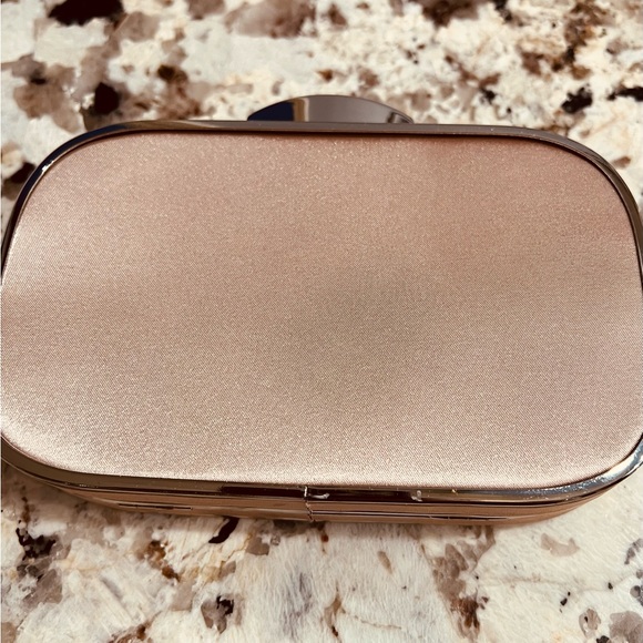 Rose gold / champagne embellished crystals clutch. Excellent used condition. - Picture 4 of 5